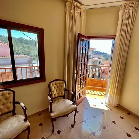 Hostel Alma In The Heart Of The Vilaflor! Self Check In 24h *